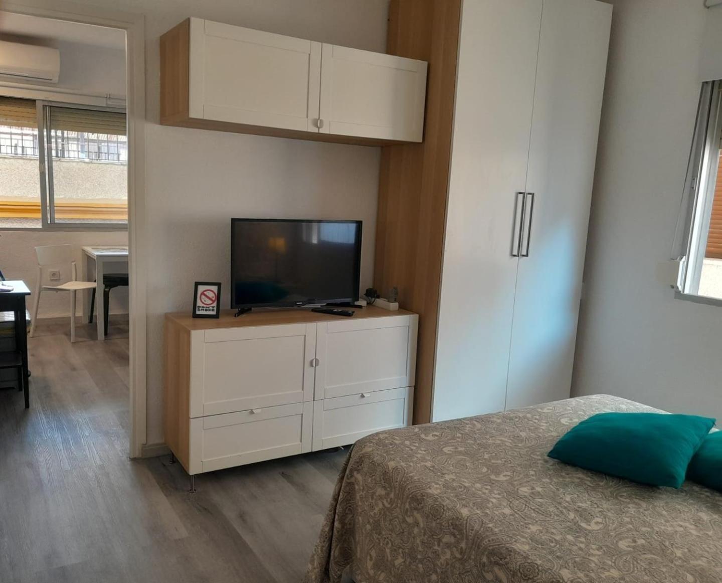Apartamento Una Habitacion Supercentrico توريمولينوس المظهر الخارجي الصورة